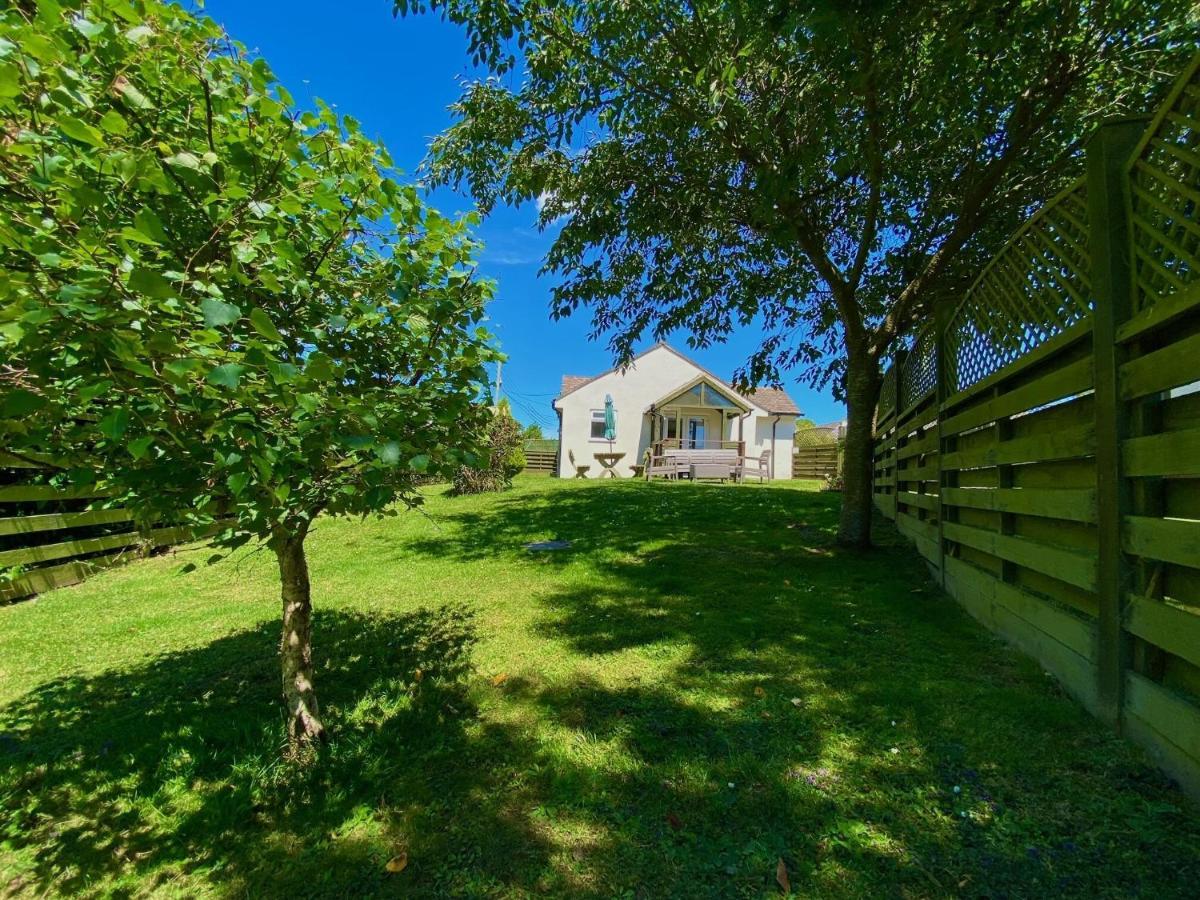 Golden Acre Jurassic Coastal Lodges ,Eype Bridport Eksteriør billede