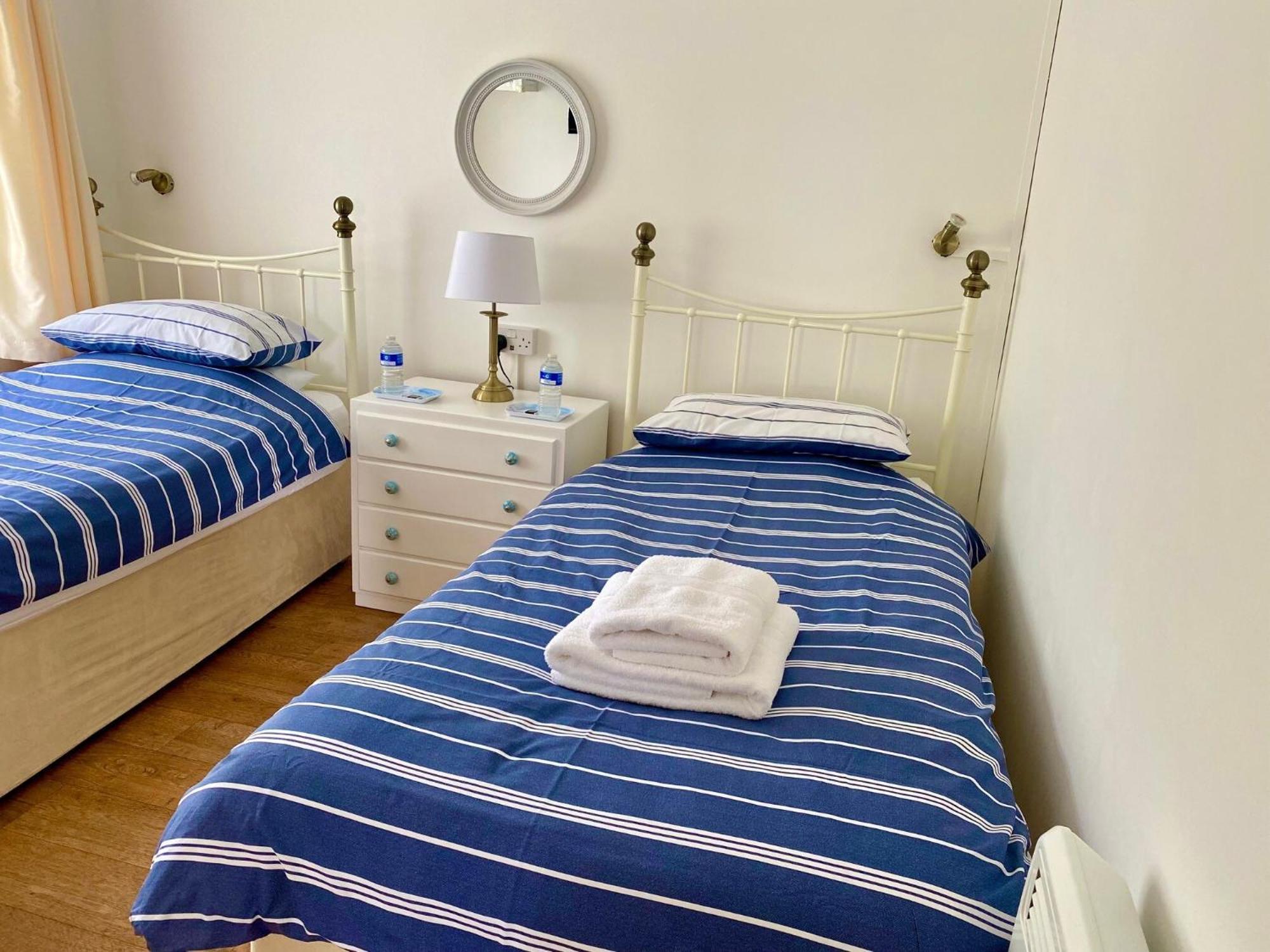 Golden Acre Jurassic Coastal Lodges ,Eype Bridport Eksteriør billede