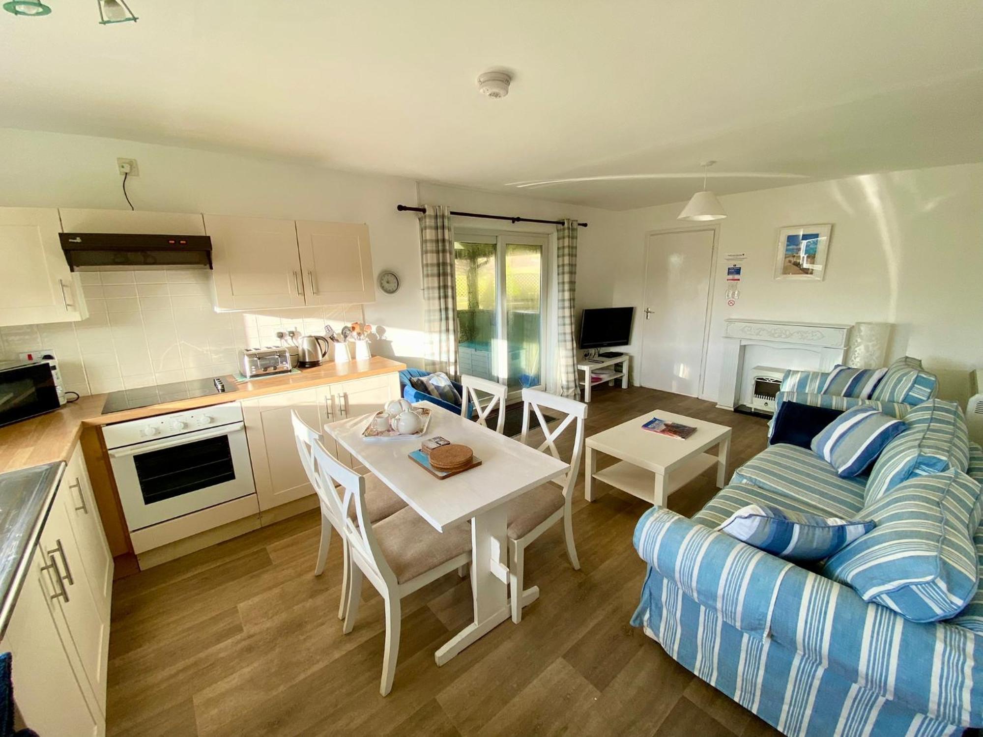 Golden Acre Jurassic Coastal Lodges ,Eype Bridport Eksteriør billede