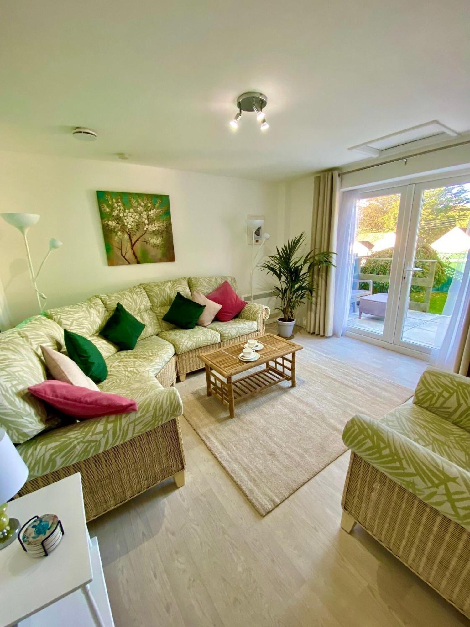 Golden Acre Jurassic Coastal Lodges ,Eype Bridport Eksteriør billede